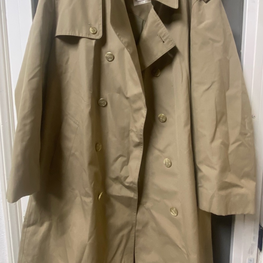 Men's Double-Breasted Tan Trench Coat